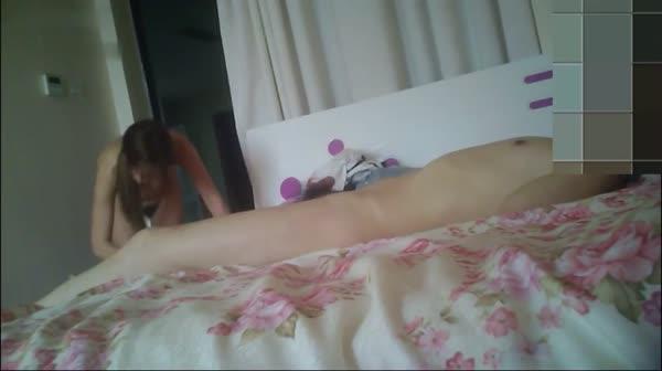 公子哥外卖大学生暑假兼职卖淫妹子上门服务吃了药半天没有射妹子受不了1080P无水印原版